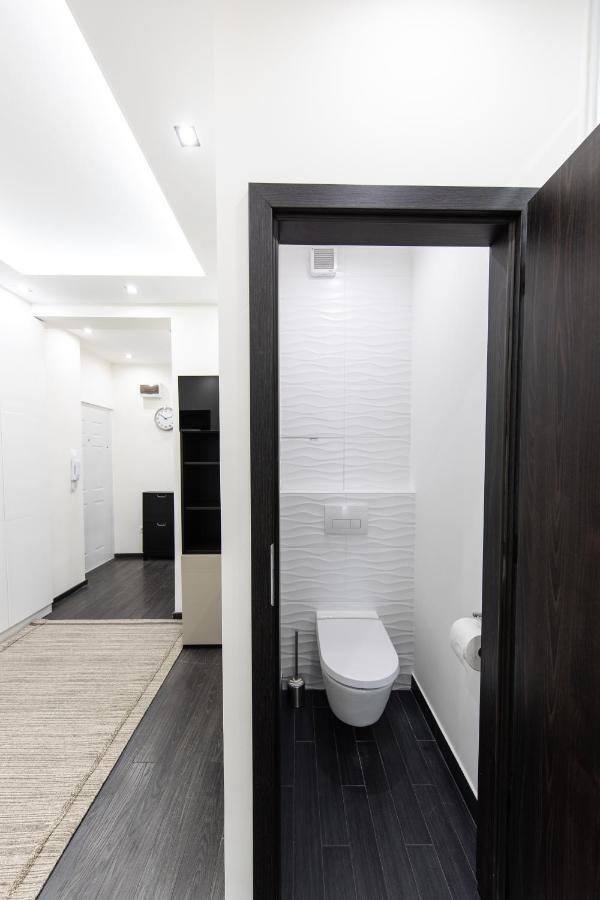 Spacious 3-Room Apartment With Free Parking Budapest Eksteriør billede